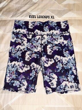 Reel Legends Navy Floral High-Waist Bike Shorts XL